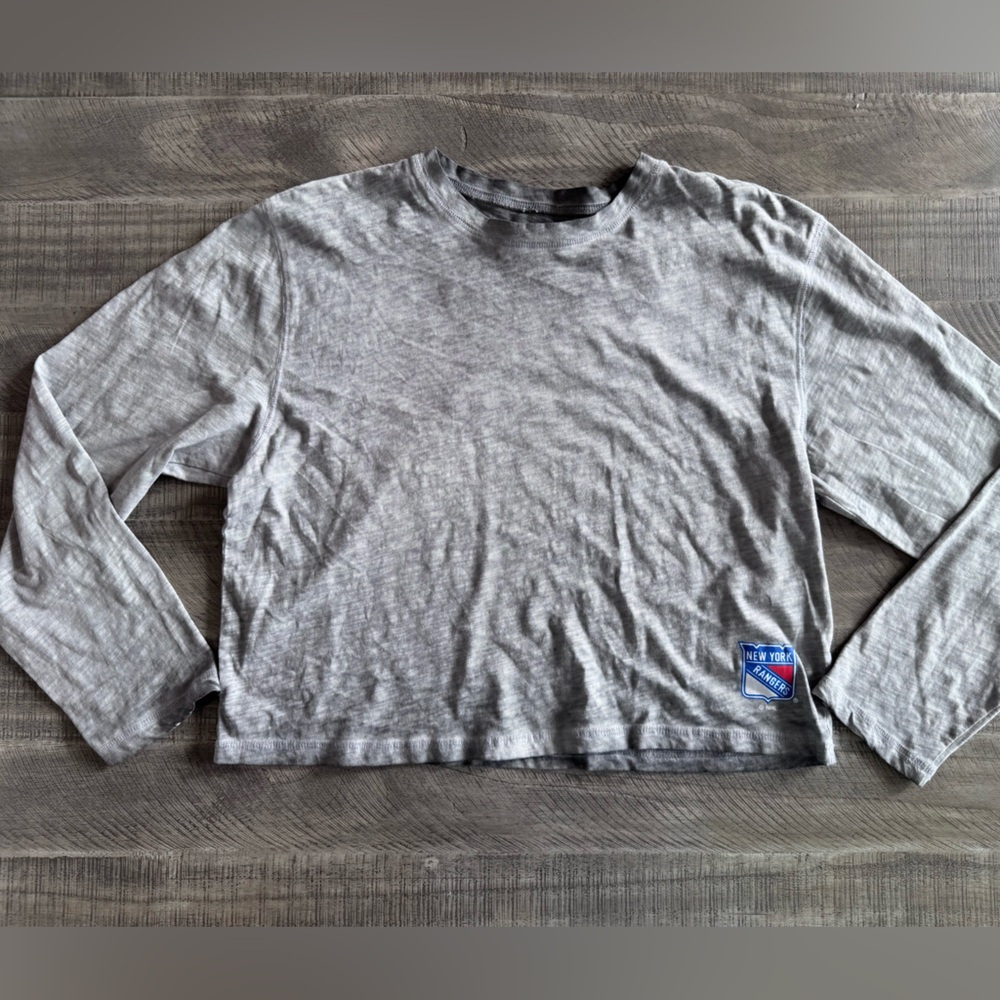 NHL New York Rangers Long Sleeve Shirt- size medium